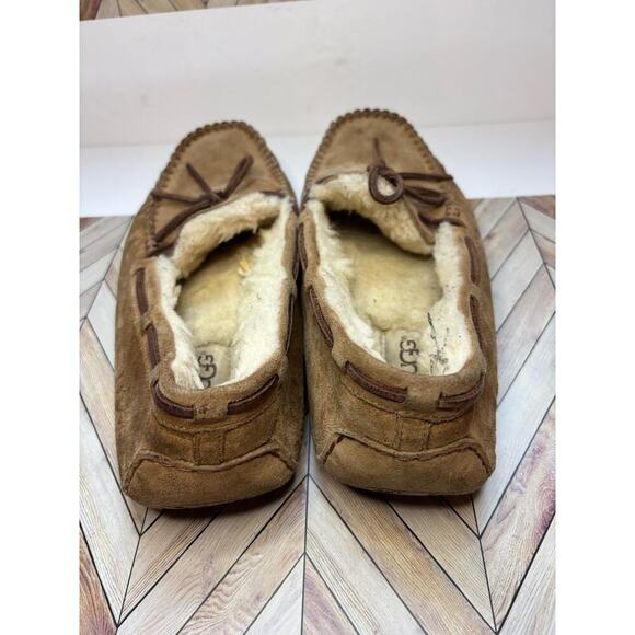 UGG Dakota Chestnut Suede Shearling Slip On Moccasin Slippers Brown Women Size 9 - Picture 8 of 13